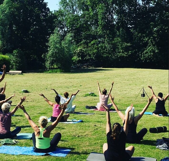 Yoga op het speelveld