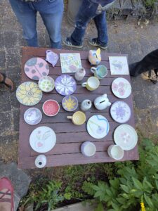 Resultaat vd workshop decoreren & glazuren, ongebakken items